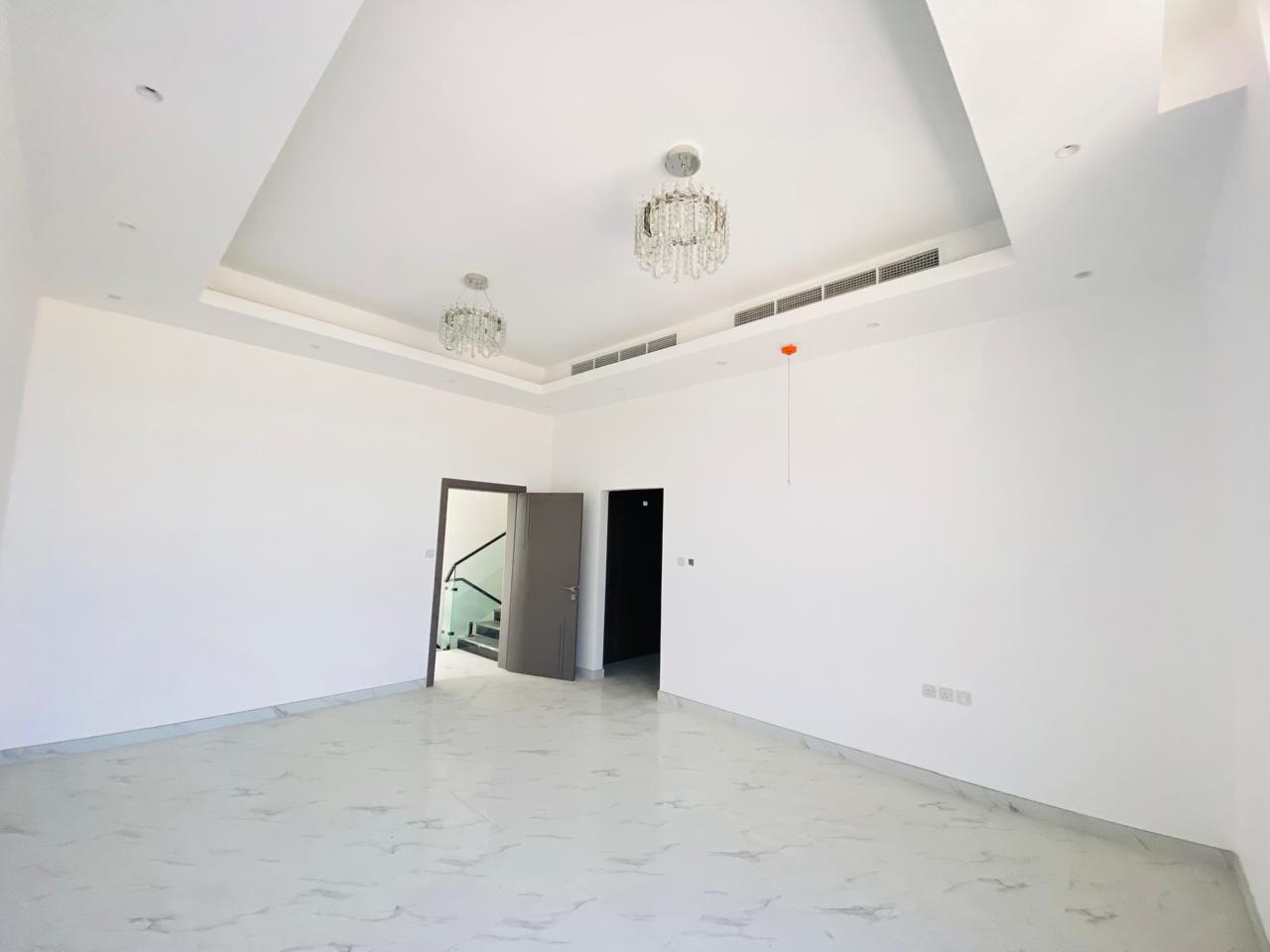4 Bedroom Freehold Villa